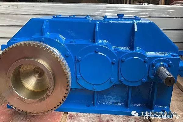 泰興減速機(jī),減速機(jī),泰興減速機(jī)廠,江蘇泰強(qiáng)減速機(jī)有限公司