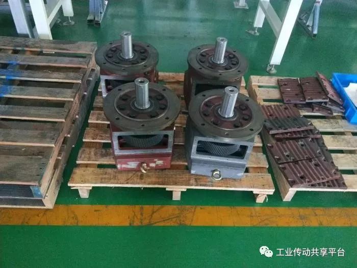 泰興減速機(jī),減速機(jī),泰興減速機(jī)廠(chǎng),江蘇泰強(qiáng)減速機(jī)有限公司